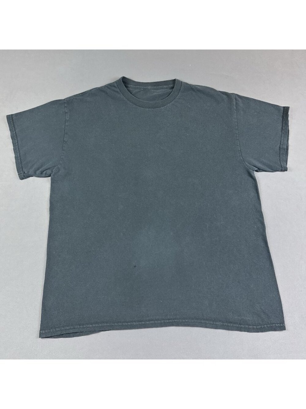 Rare Vintage Y2K Sun Fade Blank Black Shirt Skate Punk Streetwear Hype Goth Tee